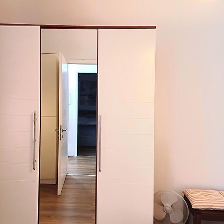 Emma & Toni Apartment Биоград на Мору Екстериор снимка