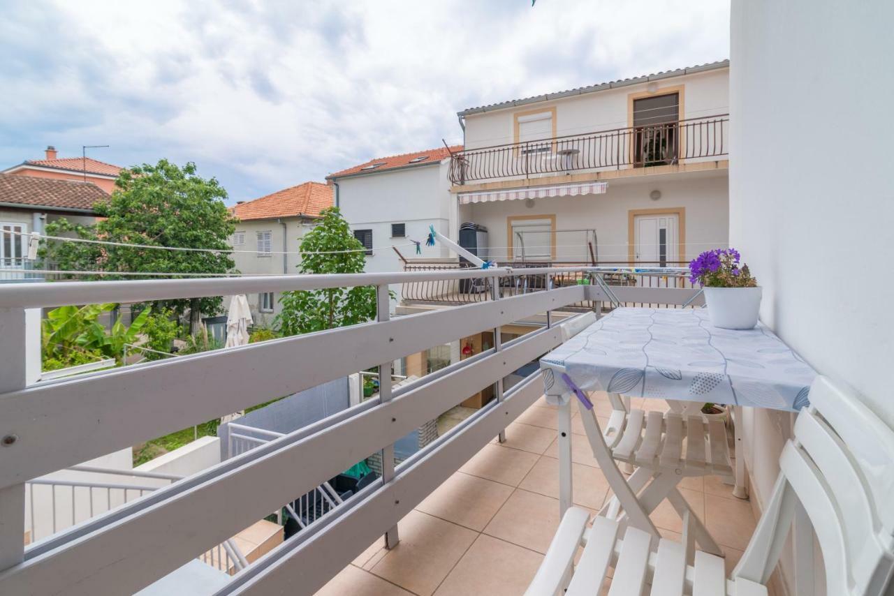 Emma & Toni Apartment Биоград на Мору Стая снимка